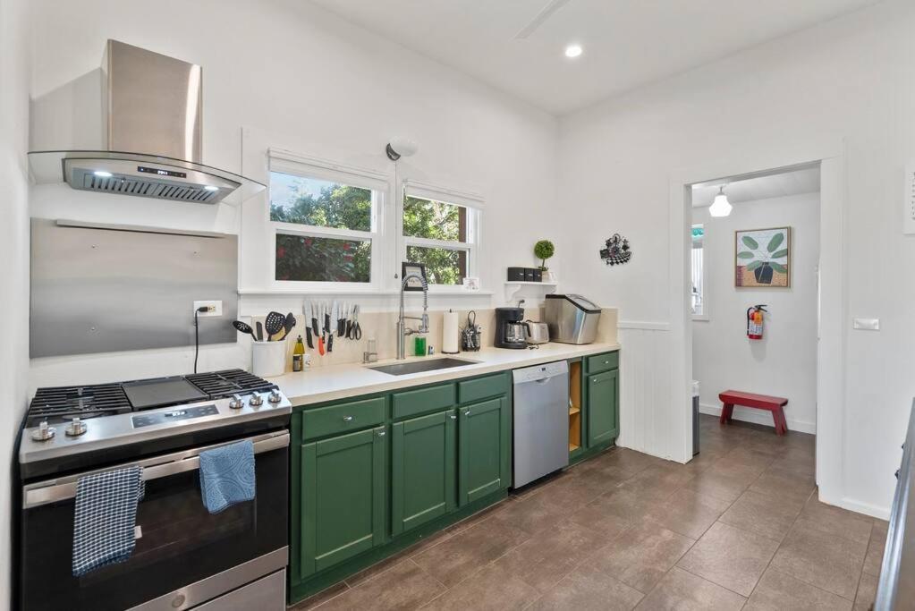 فيلا Downtown Napa Hot Tub Retreat - 3 Bed L 2 Bath المظهر الخارجي الصورة